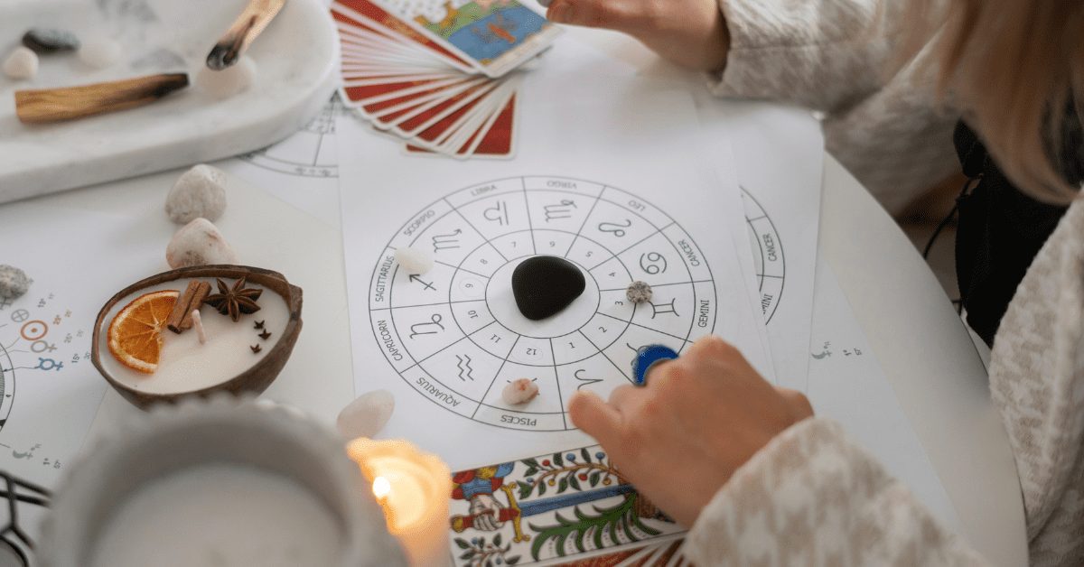 Lectura espiritual para el amor a distancia con cartas de tarot